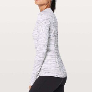 Lululemon Runderful Long SleeveSpace Dye Camo White Silver Spoon Size 8 Athletic